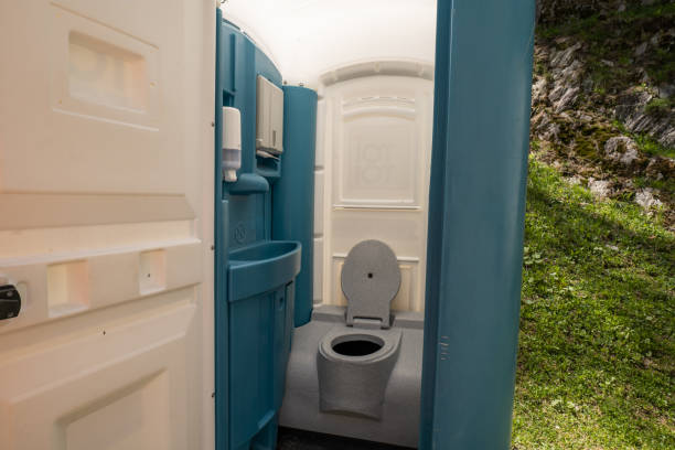 Portable Toilet Options We Offer in Canton Valley, CT